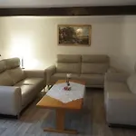 Holiday home La Maison De L'union *